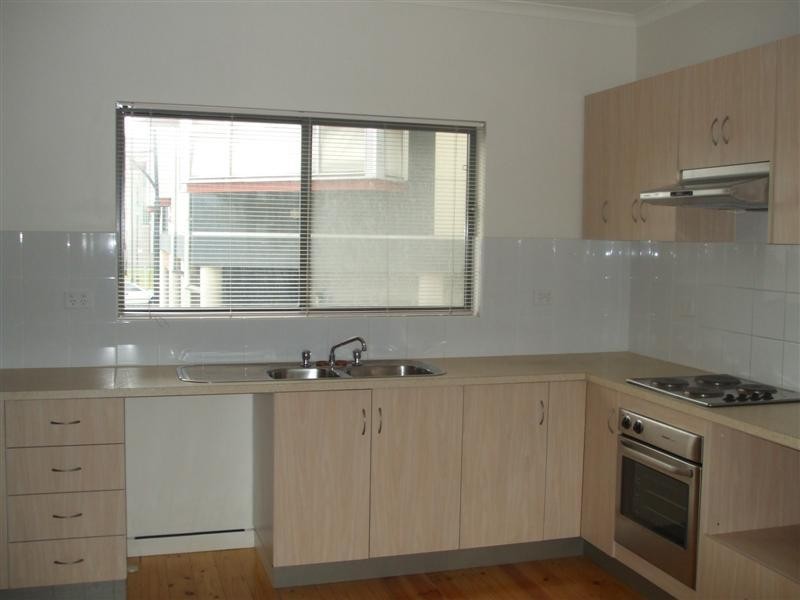 2/19 Garden Terrace, Mawson Lakes SA 5095