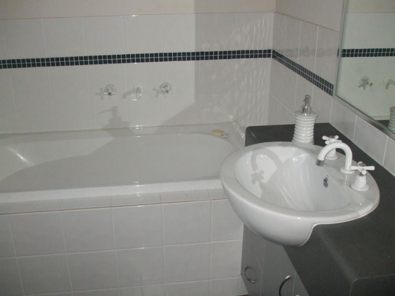 87 Wattle Bird Drive, Burton SA 5110