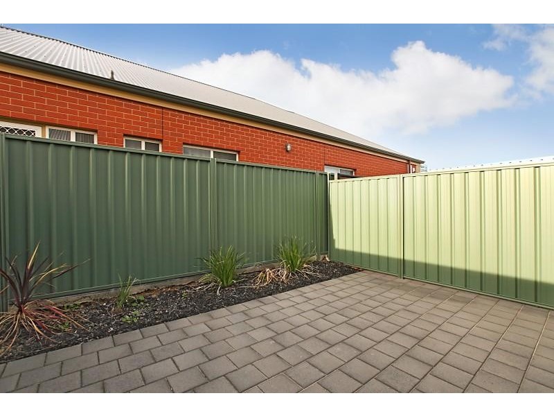 5 Everard Court, Mawson Lakes SA 5095