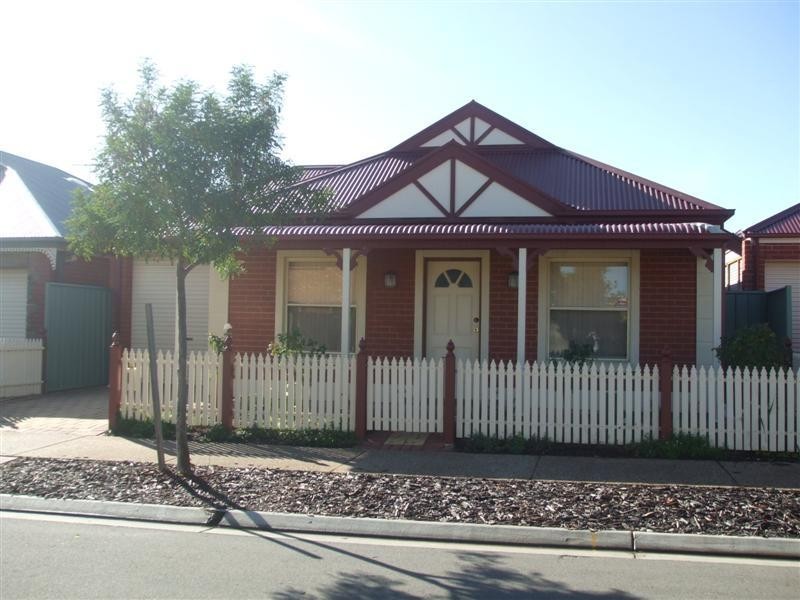 20 Ashwood Circuit, Mawson Lakes SA 5095