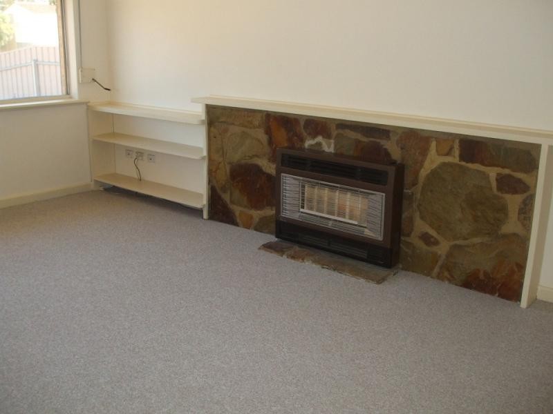 18 Harvey Drive, Salisbury East SA 5109