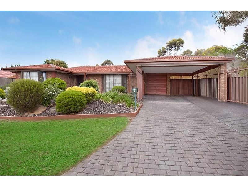 15 John Renwick Place, Modbury Heights SA 5092