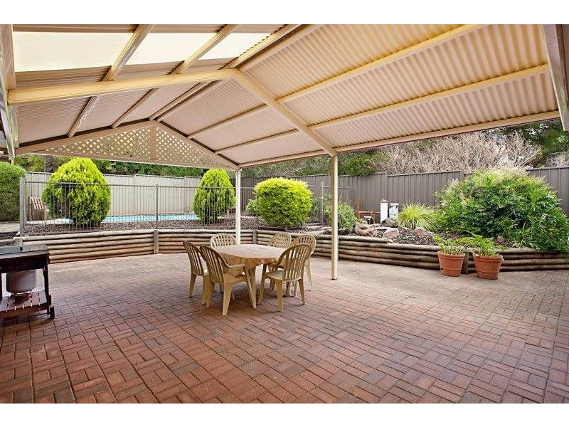 15 John Renwick Place, Modbury Heights SA 5092
