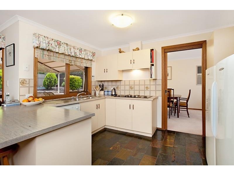 15 John Renwick Place, Modbury Heights SA 5092