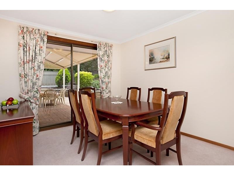 15 John Renwick Place, Modbury Heights SA 5092