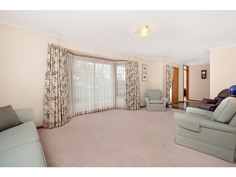 15 John Renwick Place, Modbury Heights SA 5092
