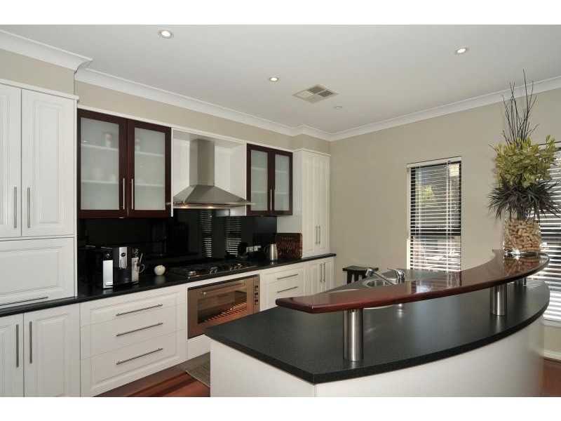 4 Atiu Street, Mawson Lakes SA 5095