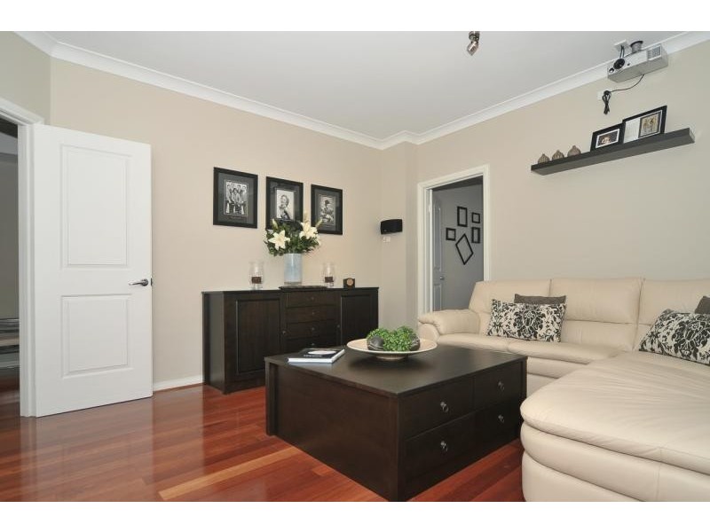 4 Atiu Street, Mawson Lakes SA 5095