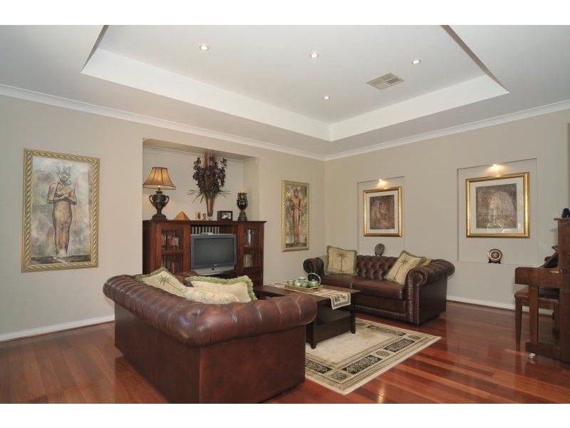 4 Atiu Street, Mawson Lakes SA 5095