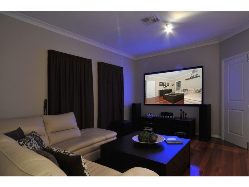 4 Atiu Street, Mawson Lakes SA 5095