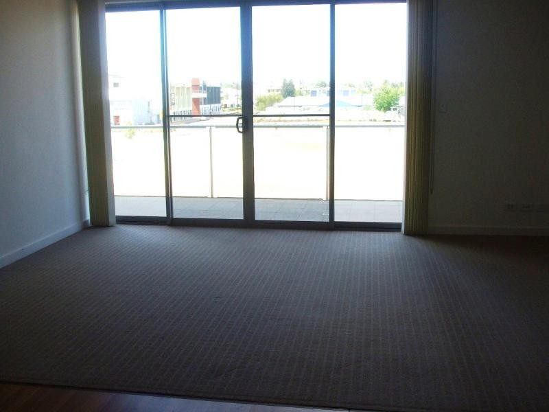 102/1 Euston Walk, Mawson Lakes SA 5095