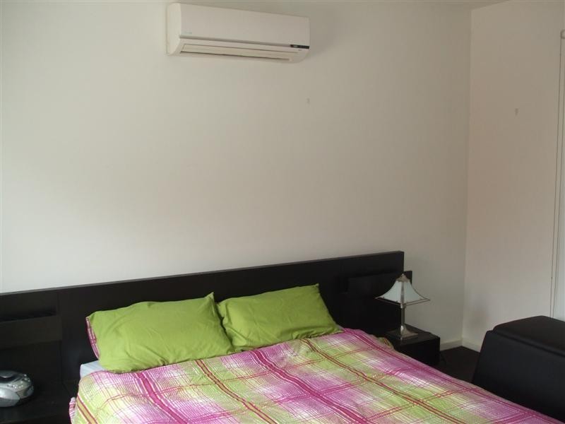 1 Hurtle Parade, Mawson Lakes SA 5095