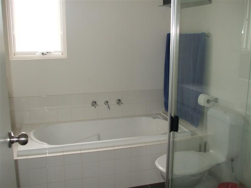 1 Hurtle Parade, Mawson Lakes SA 5095