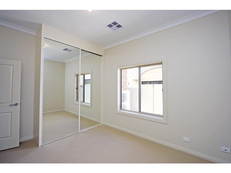 3 Cygnet Street, Mawson Lakes SA 5095