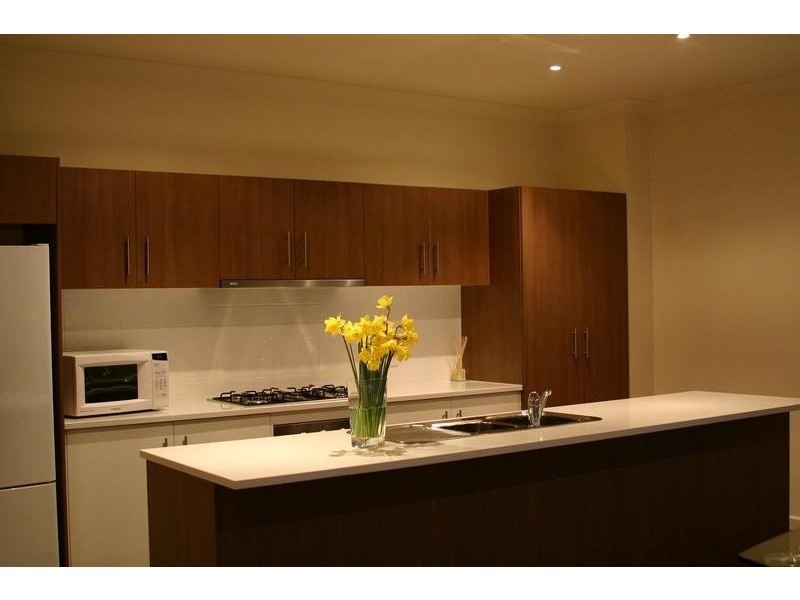 42 The Strand, Mawson Lakes SA 5095