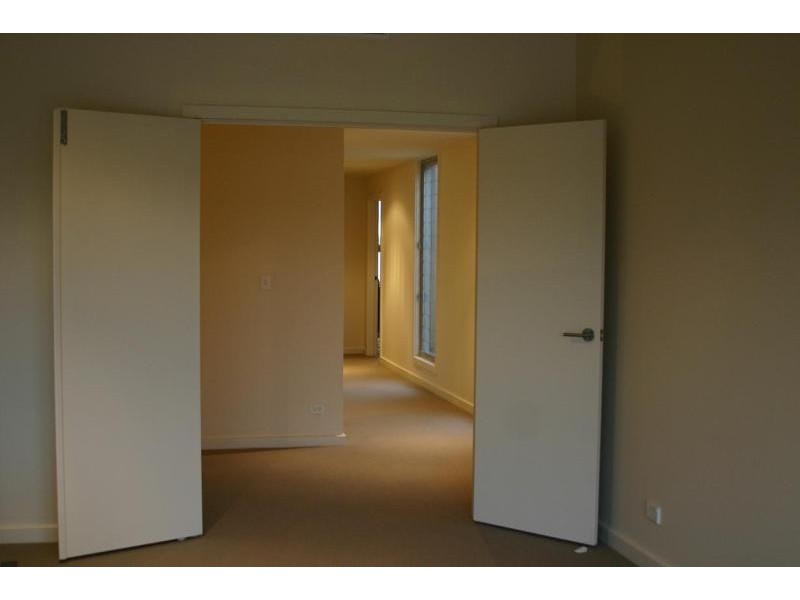 42 The Strand, Mawson Lakes SA 5095