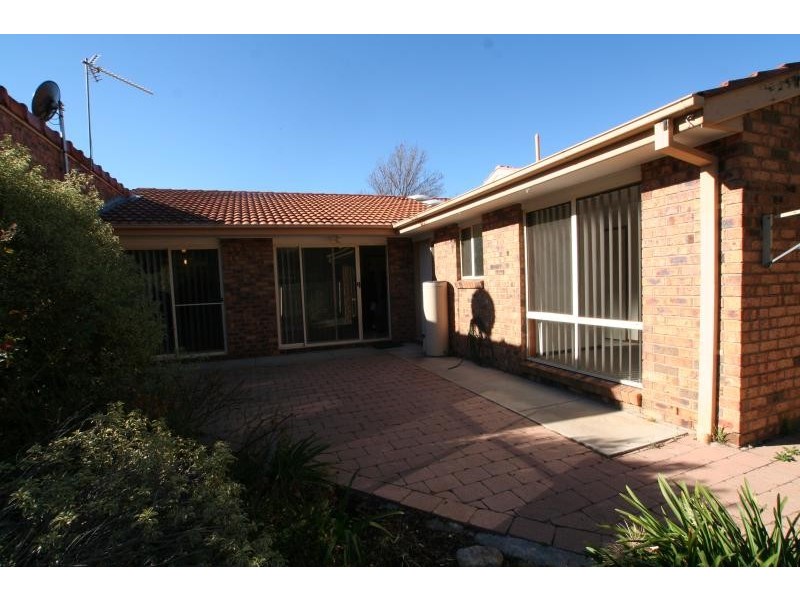 6/6 Florence Taylor Street, Greenway ACT 2900