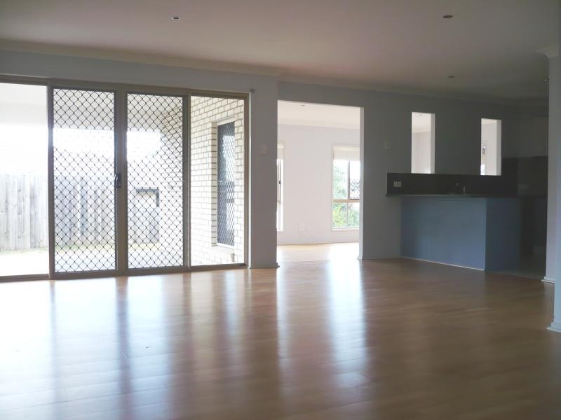 11 PAULETTE COURT, Cashmere QLD 4500