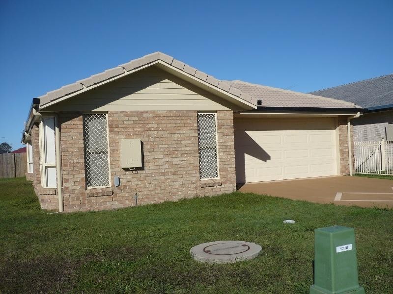 2 Squire Court, Bray Park QLD 4500