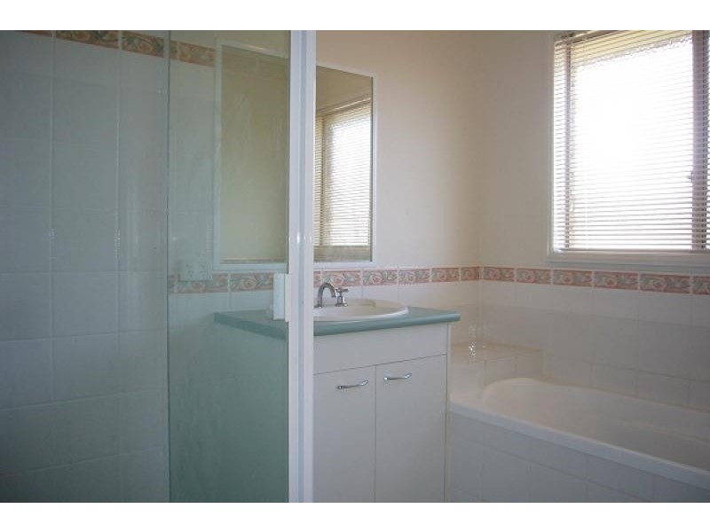 Warner QLD 4500