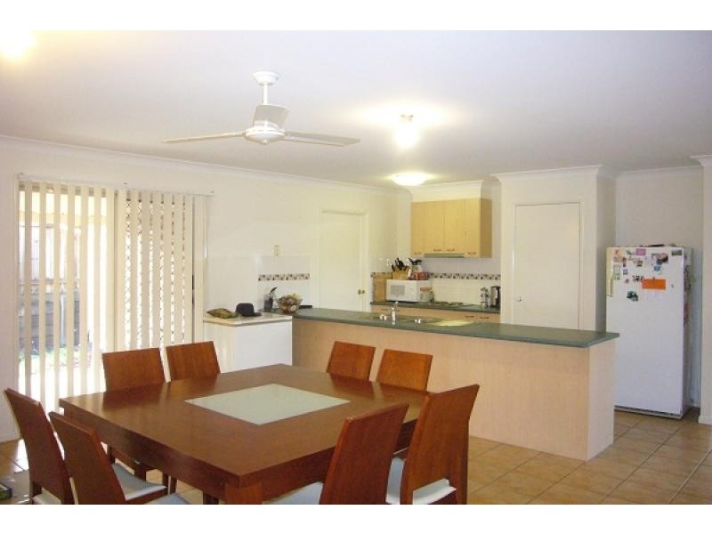 Warner QLD 4500