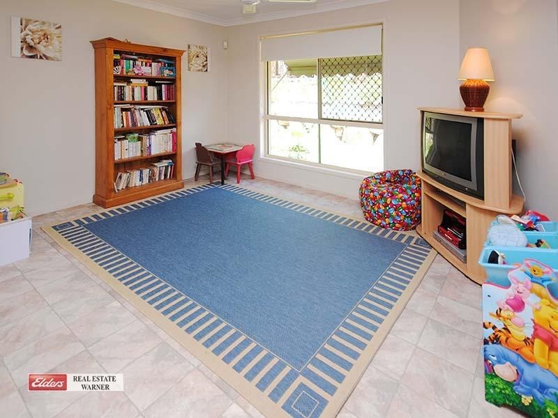 24 Whimbrel Street, Warner QLD 4500