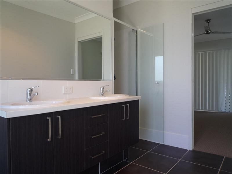 14 Michigan Circuit, Warner QLD 4500