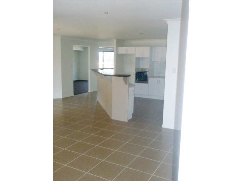 114 Kurrajong Drive, Warner QLD 4500