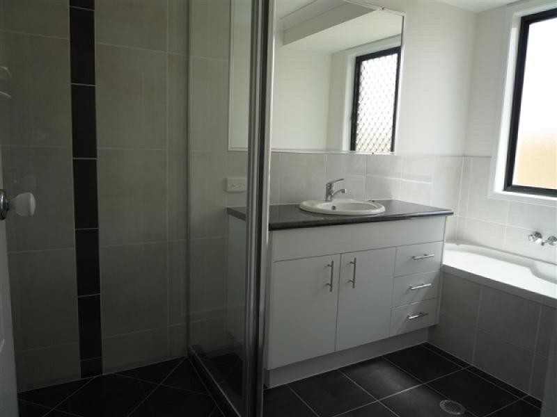 107 Kurrajong Drive, Warner QLD 4500