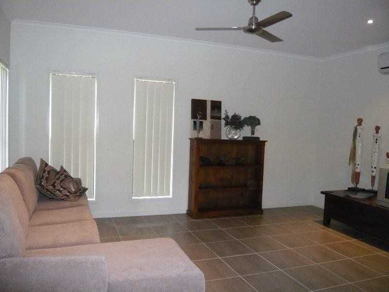 16 Ontario Drive, Warner QLD 4500