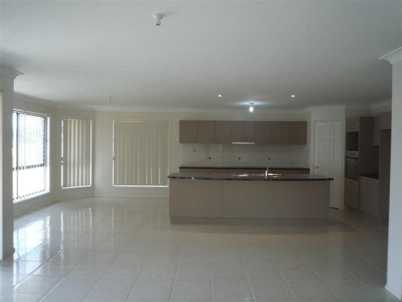 103 Kurrajong Drive, Warner QLD 4500