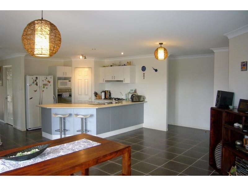 3 Silverash Court, Warner QLD 4500