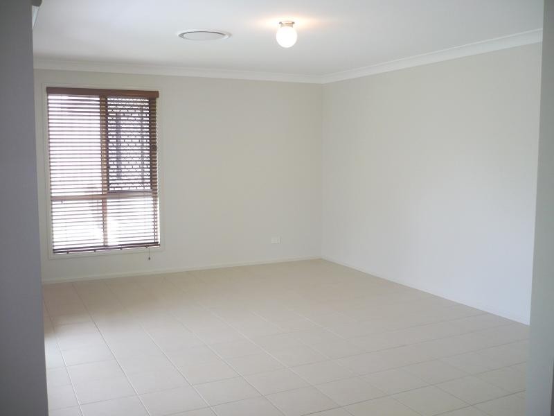 6 Hudson Court, Warner QLD 4500