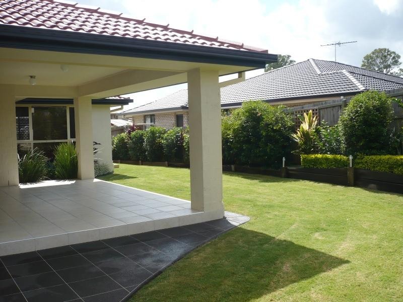 6 Hudson Court, Warner QLD 4500