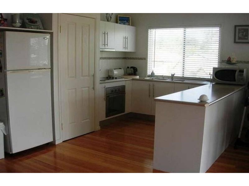 4 Chestnut Place, Warner QLD 4500