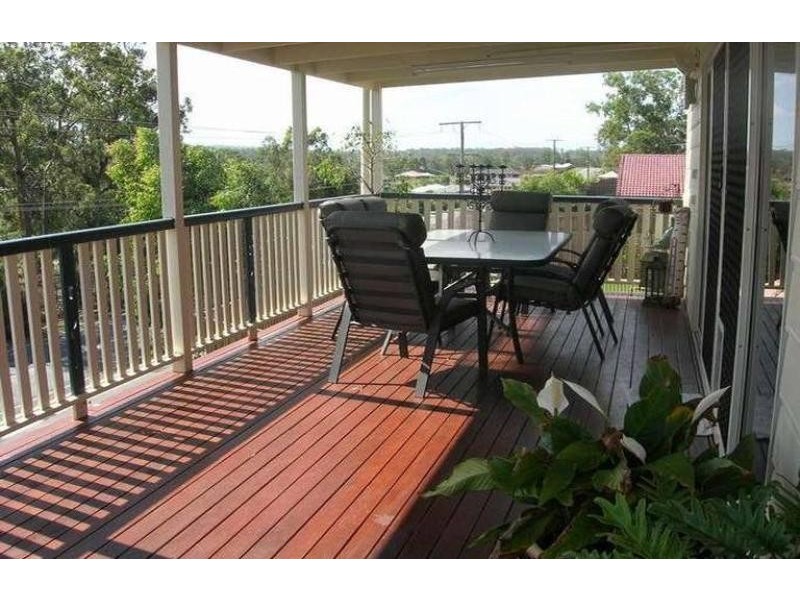 4 Chestnut Place, Warner QLD 4500