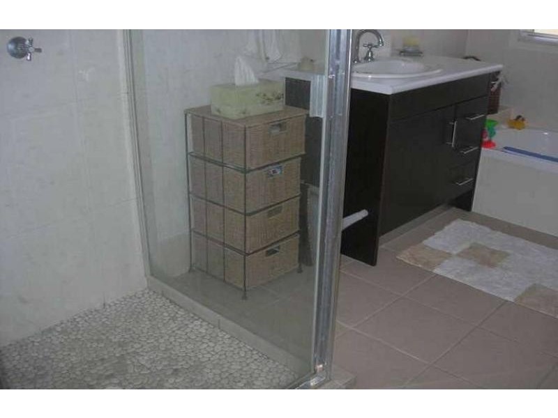 4 Chestnut Place, Warner QLD 4500