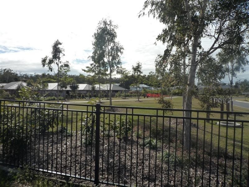 North Lakes QLD 4509