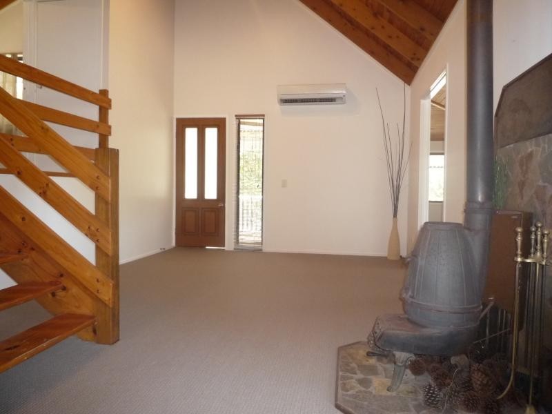 Clear Mountain QLD 4500