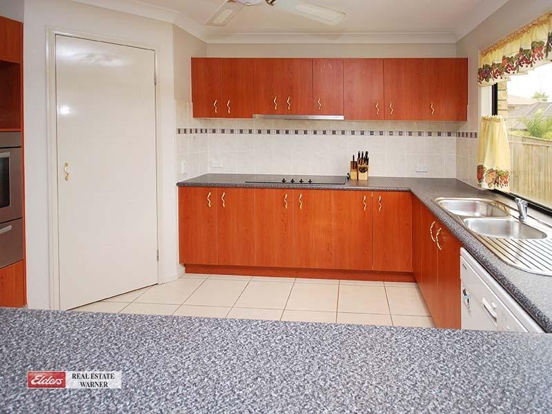 10 Hillary Drive, Warner QLD 4500
