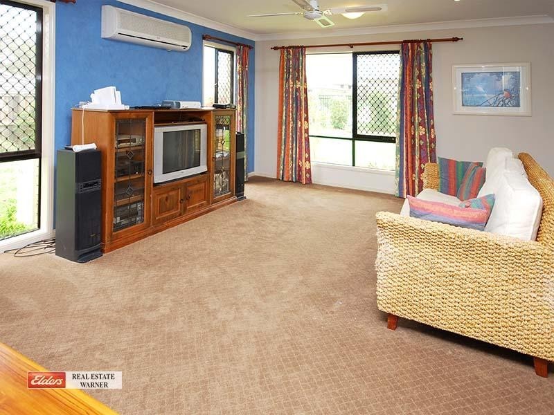 10 Hillary Drive, Warner QLD 4500
