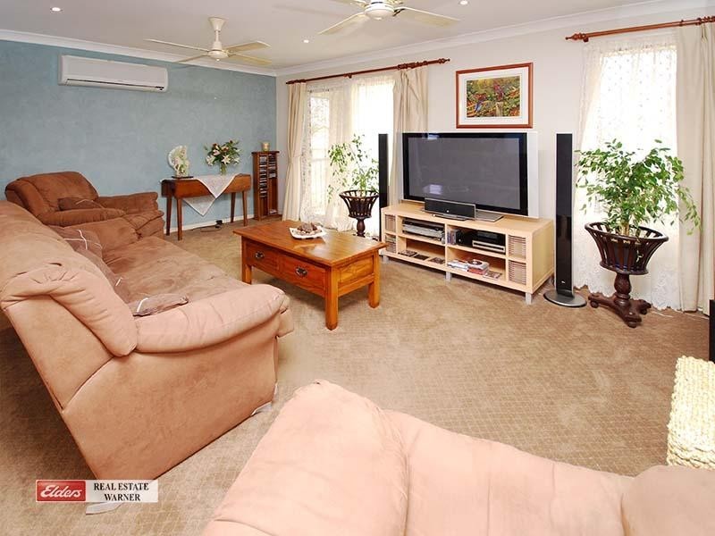 10 Hillary Drive, Warner QLD 4500