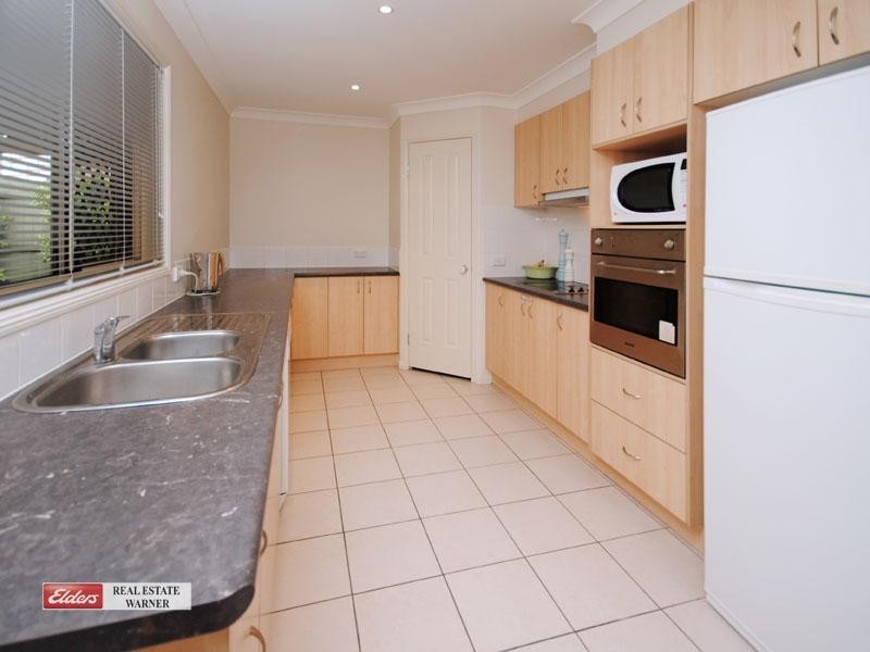 7 Brace Close, Bray Park QLD 4500