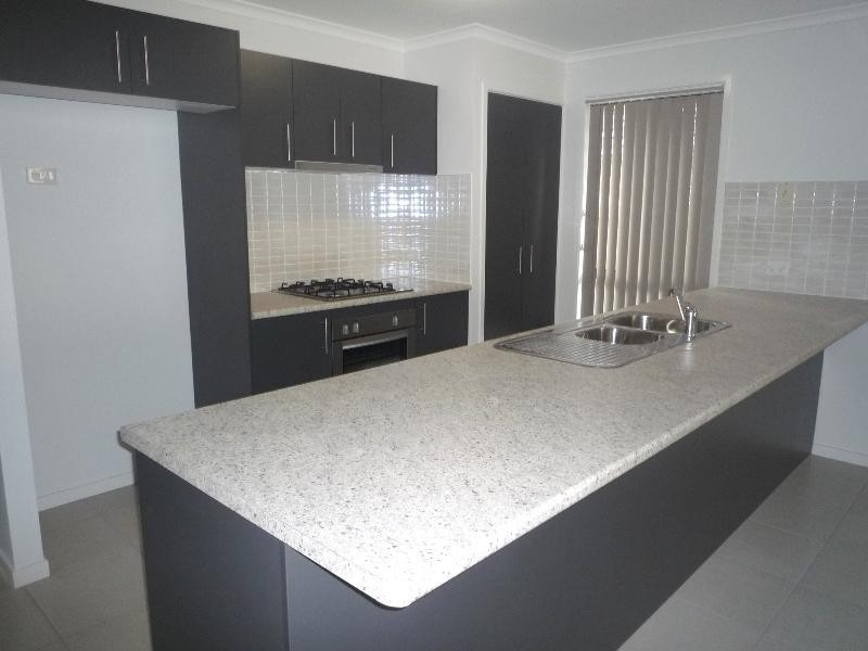 95 Brisbane Road, Warner QLD 4500