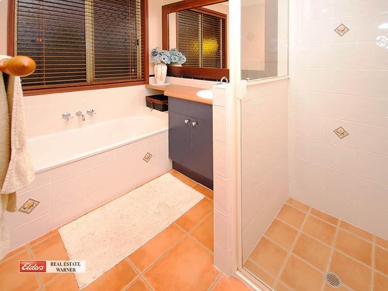 15 Lightwood Place, Narangba QLD 4504
