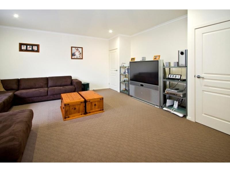 3 Winnipeg Circuit, Warner QLD 4500