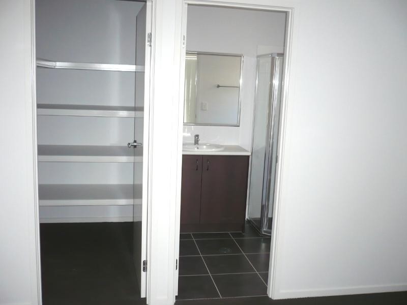 Warner QLD 4500