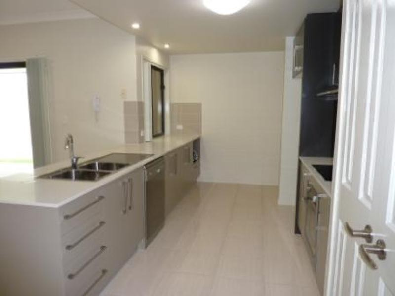 Warner QLD 4500