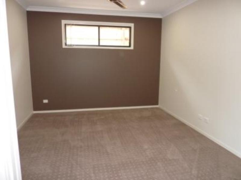 Warner QLD 4500