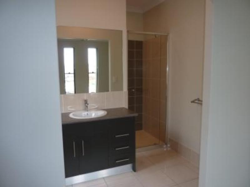 Warner QLD 4500
